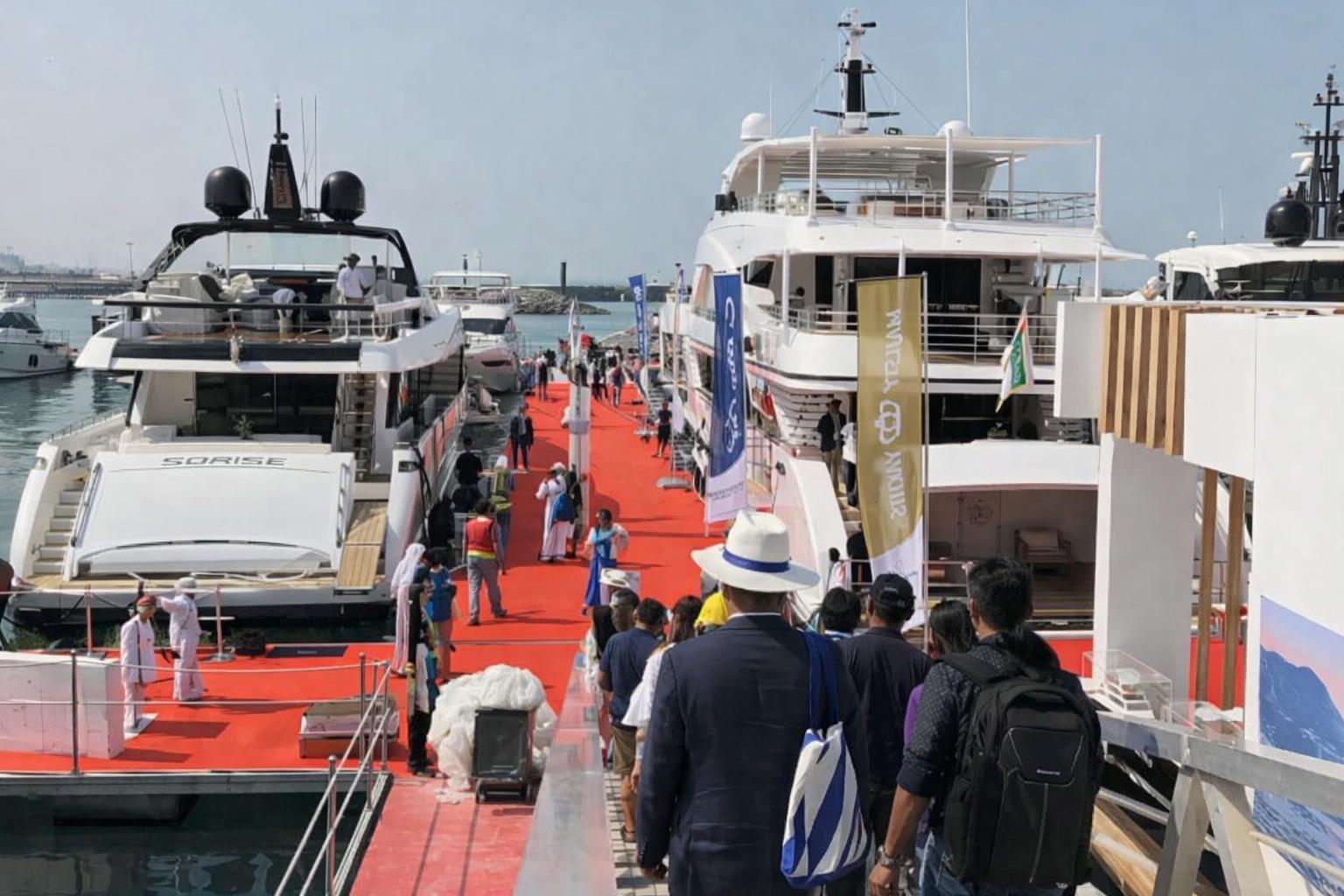 Corporate Event Yacht Miami corporate event yacht miami with guests dining and networking on the water